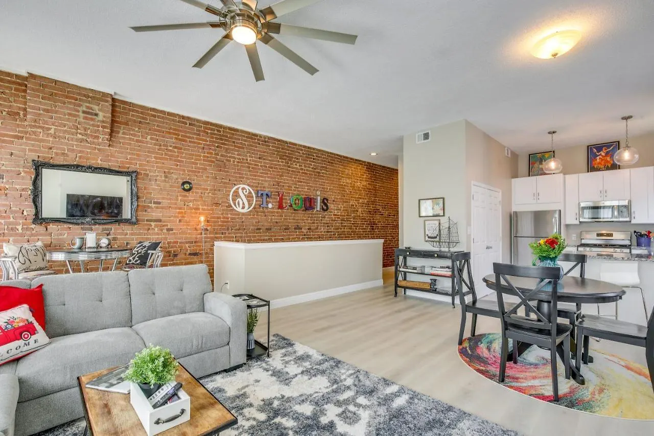 St Louis Vacation Rental About 2 Mi To Downtown Saint Louis 0*,  United States